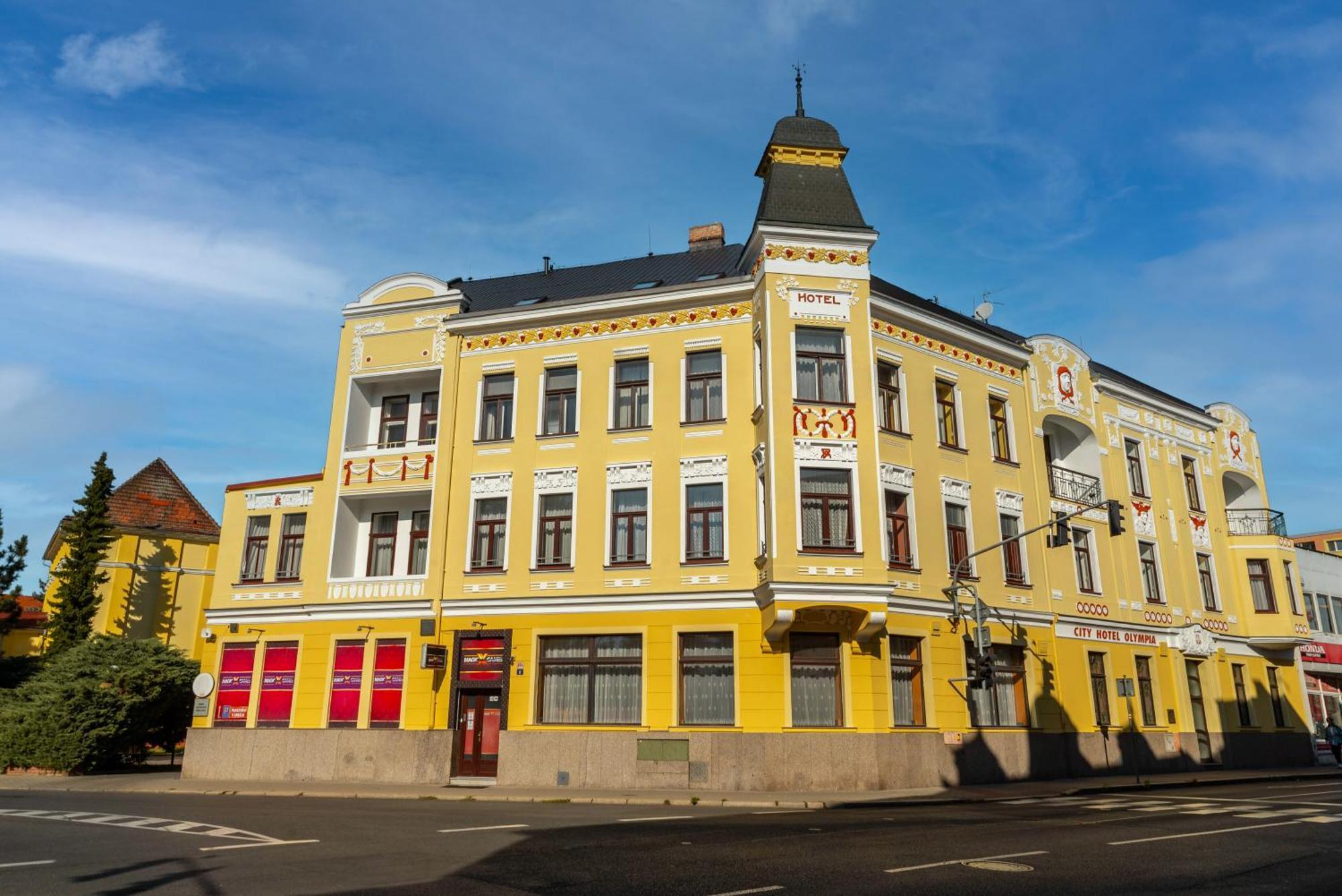 Hotel Olympia Ceska Lipa Luaran gambar