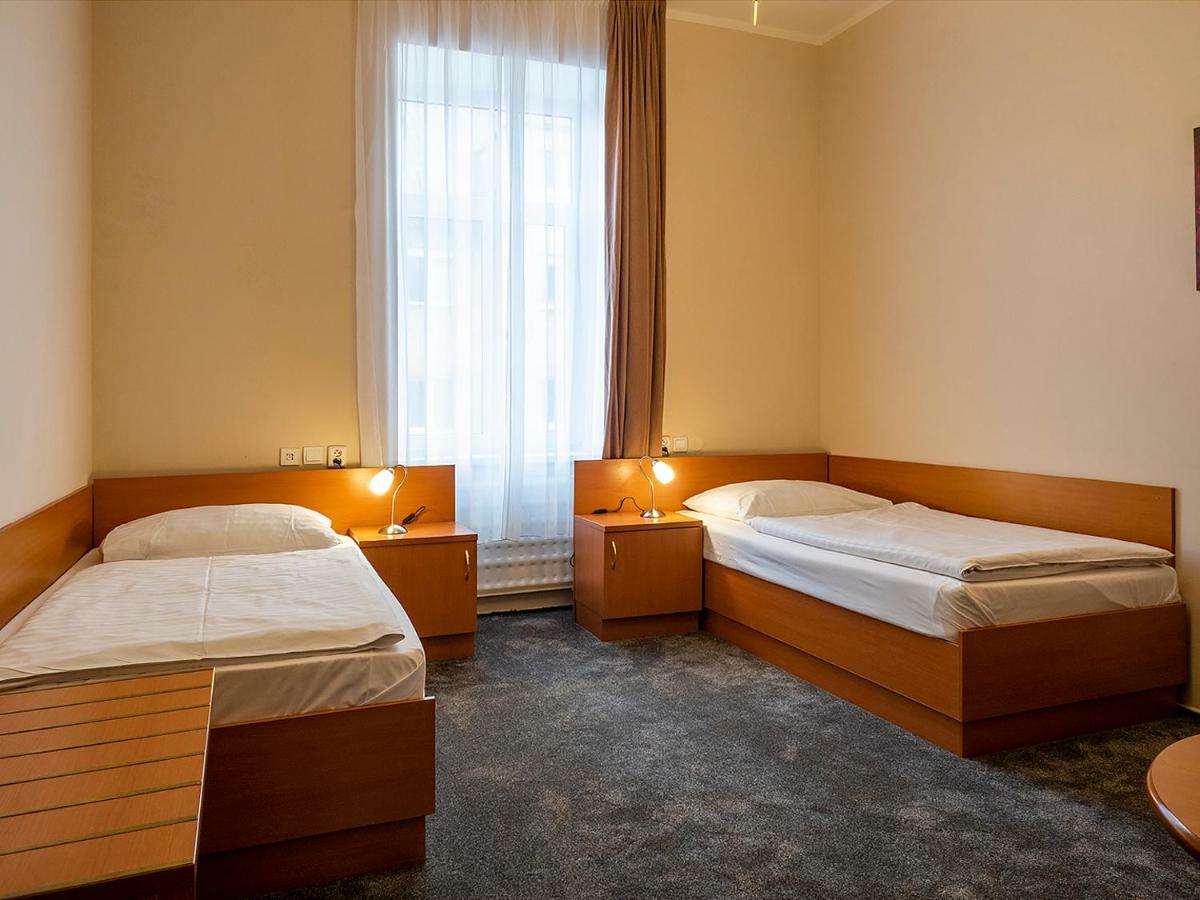 Hotel Olympia Ceska Lipa Luaran gambar