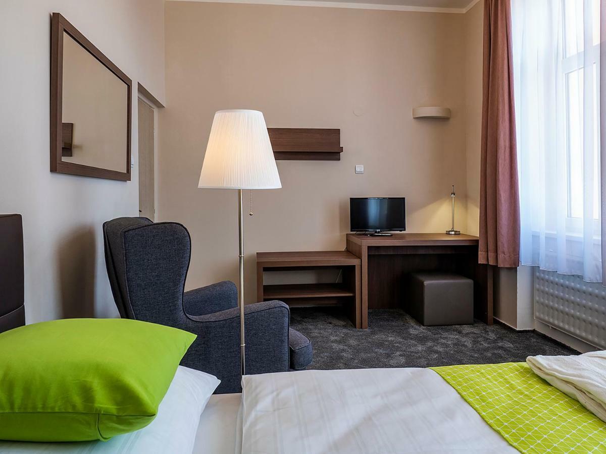 Hotel Olympia Ceska Lipa Luaran gambar