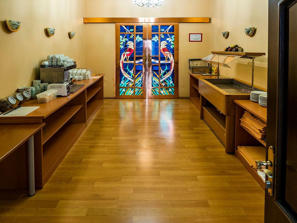 Hotel Olympia Ceska Lipa Luaran gambar